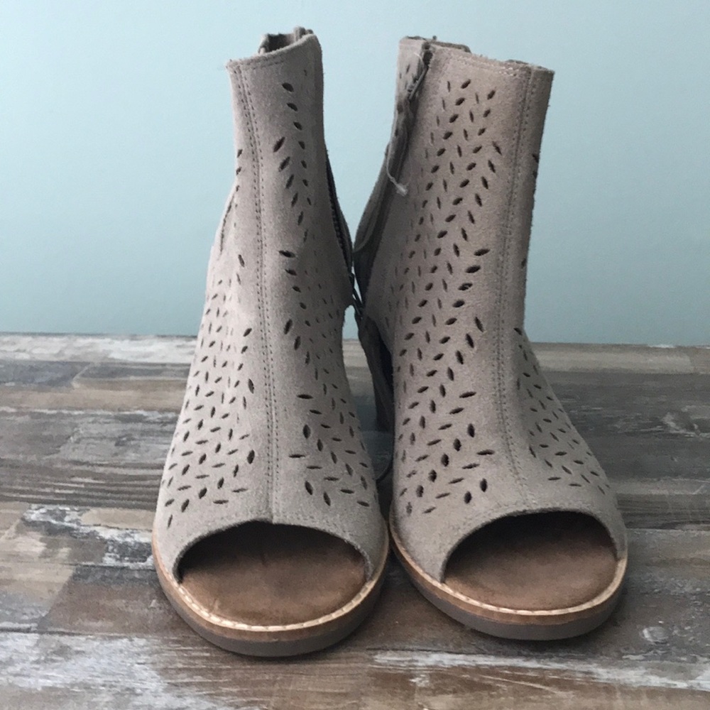 TOMS open toed bootie